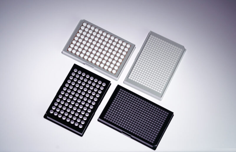 DSC07159 拷贝 Multiwell Cell Culture Plates, Flat Bottom, TC, Sterile